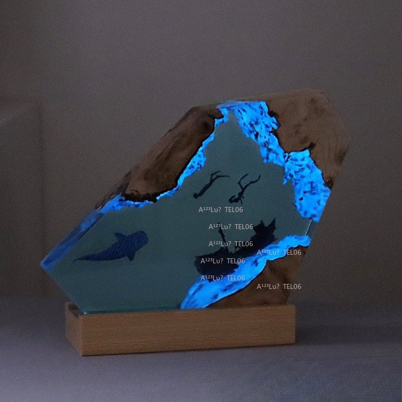 Lampada Notturna in Resina e L - Resin Art And Wood recensione e prezzo