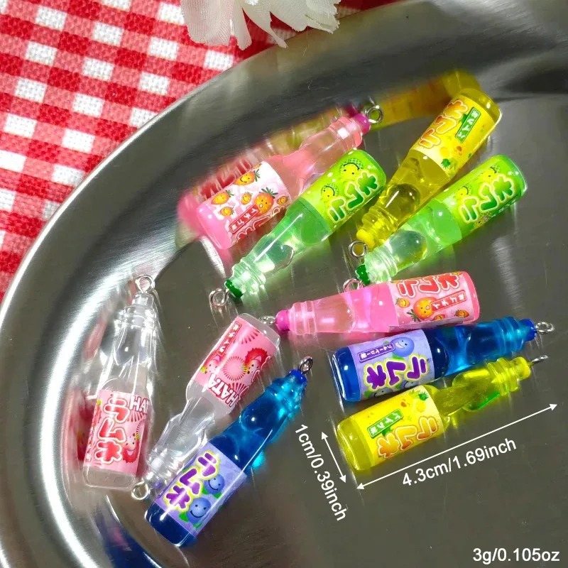 10 Pezzi Ciondoli in Resina a  - Resin Art Keychain recensione e prezzo