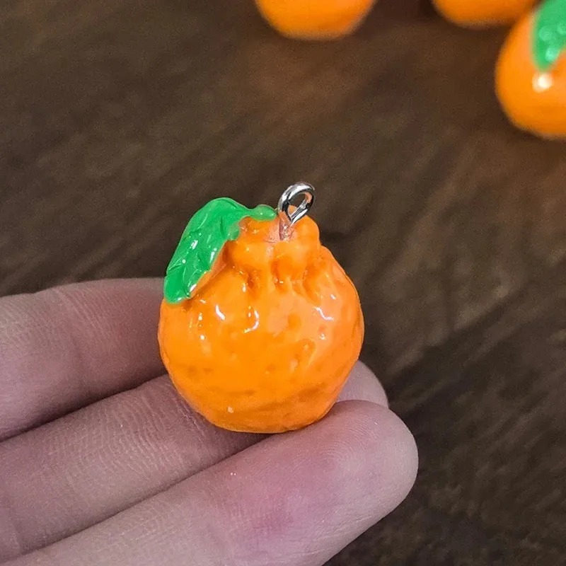10 Pezzi Ciondoli in Resina a  - Resin Art Keychain recensione e prezzo